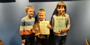 Kreiseinzelmeisterschaft AK u8 – u12 Schnellschach Kreis Bautzen 2023 - Simon 6. Platz U10, Mischa 1. Platz U8 und Sean 3. Platz U12